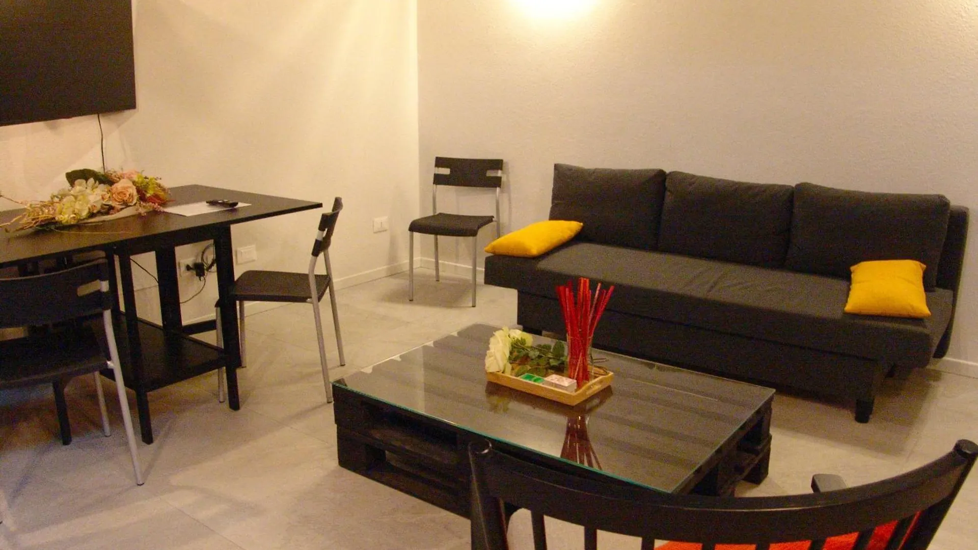 Modern Loft Near Lake Como Nibionno 0*,